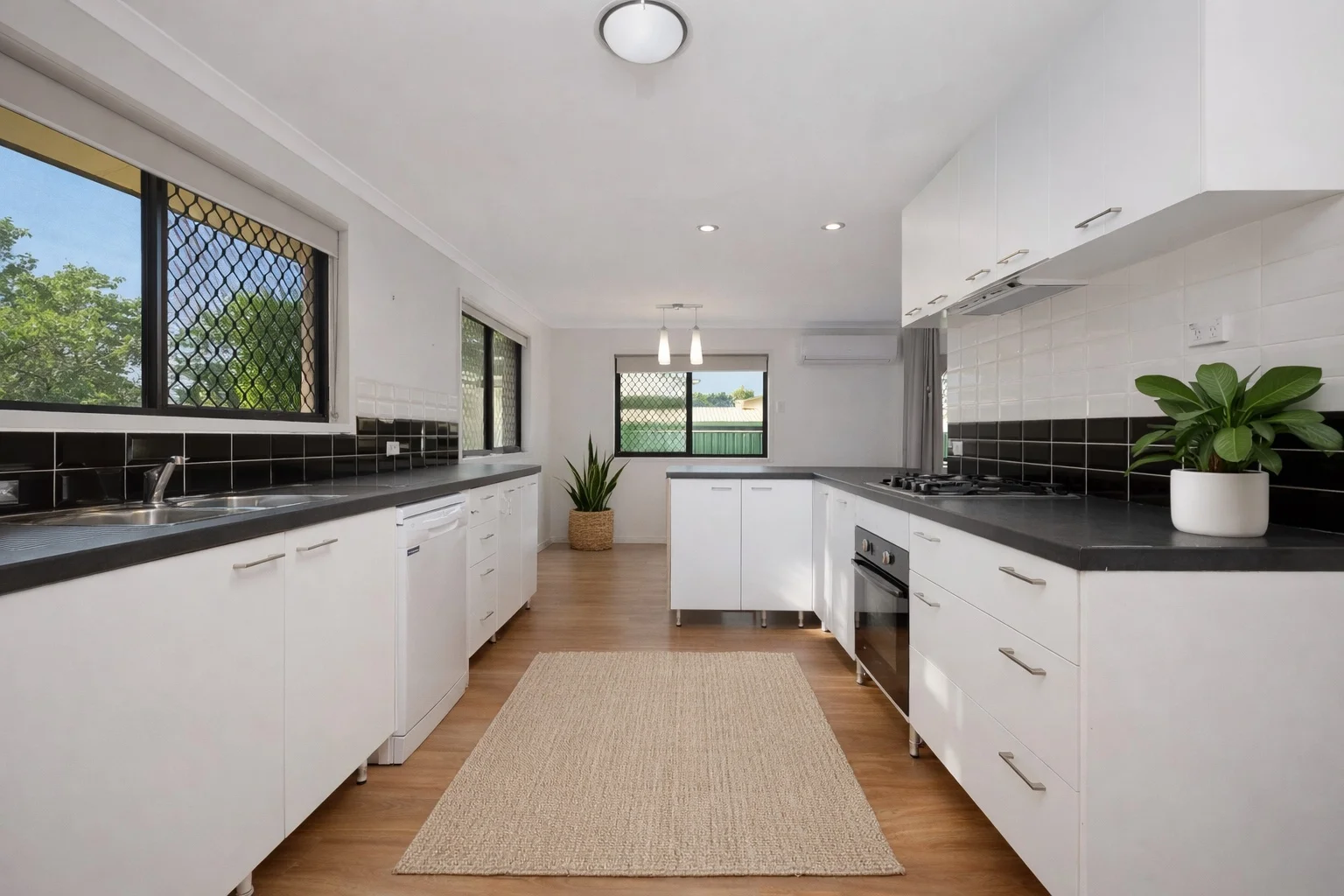 Additional image 5 of 10 Gelling Crescent, Douglas QLD 4814