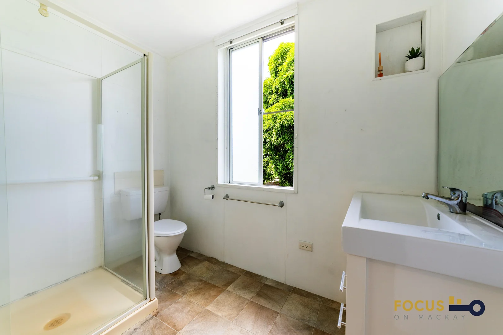 Additional image 15 of 24 Leslie Street, Sarina QLD 4737