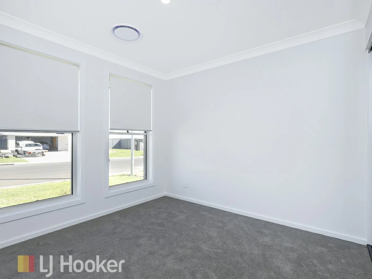 Additional image 6 of 28 Explorers Way, Westdale NSW 2340