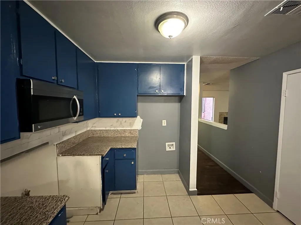 Additional image 16 of 165 Racquet Club Drive, Compton, CA 90220