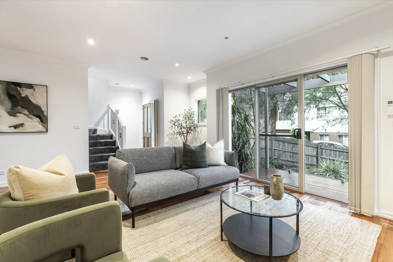 Additional image 3 of 4/192-196 Sherbourne Road, Montmorency VIC 3094