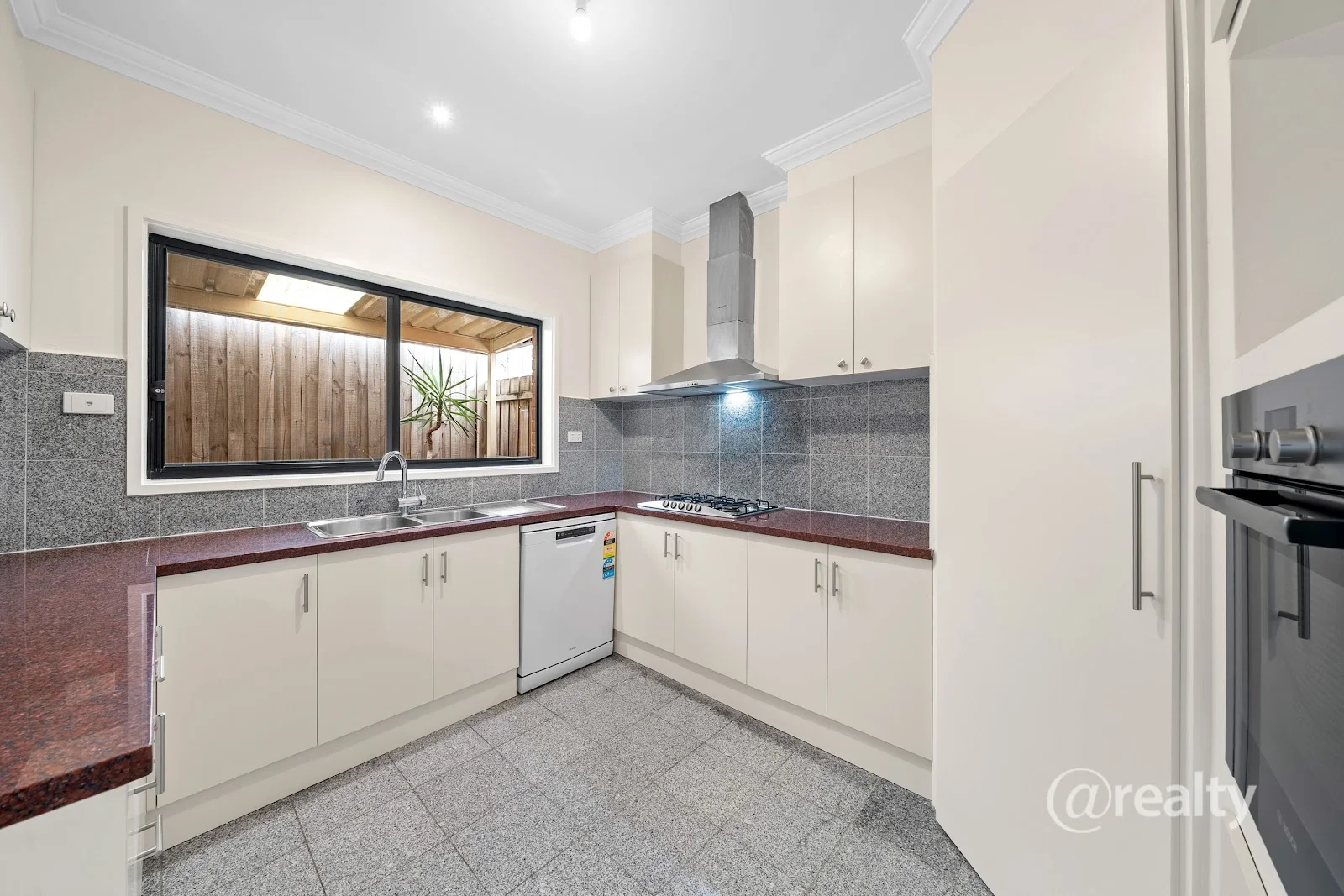 Additional image 5 of 2/386 Scoresby Road, Ferntree Gully VIC 3156