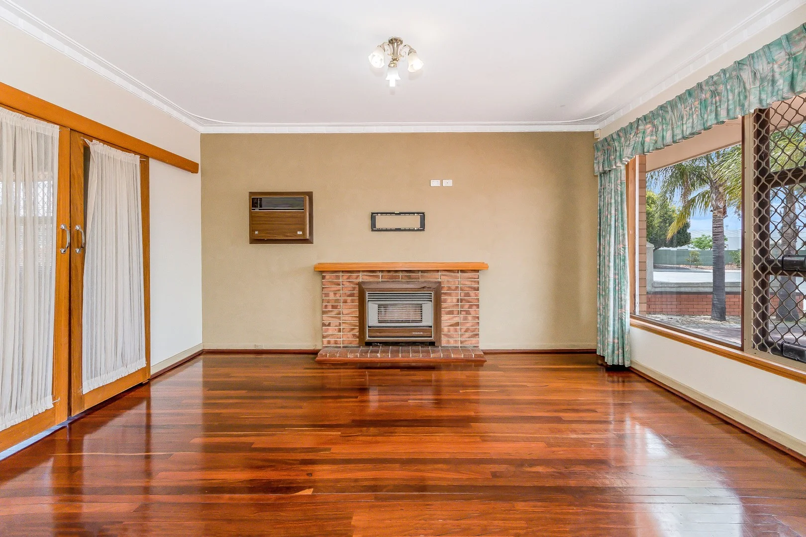4 Mansell Street, Morley WA 6062