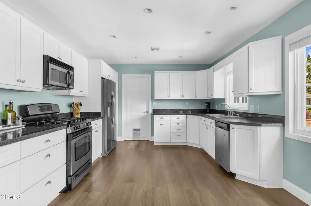 Additional image 38 of 120 Serrano Place, La Verne, CA 91750