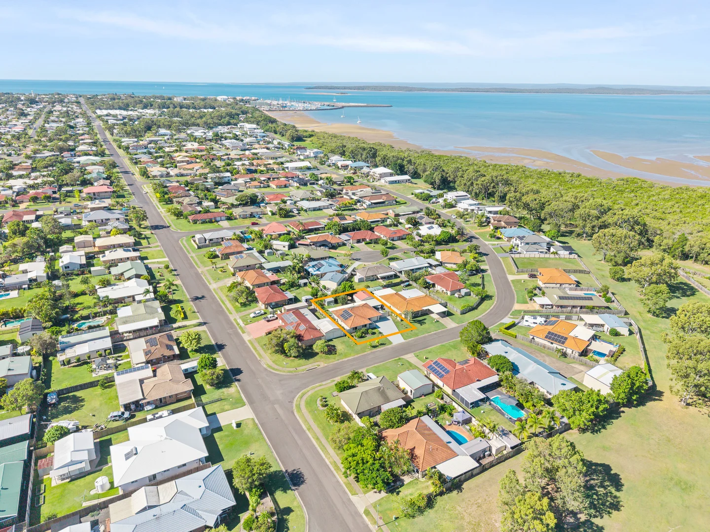 Additional image 20 of 39 Foreshore Drive, Urangan QLD 4655