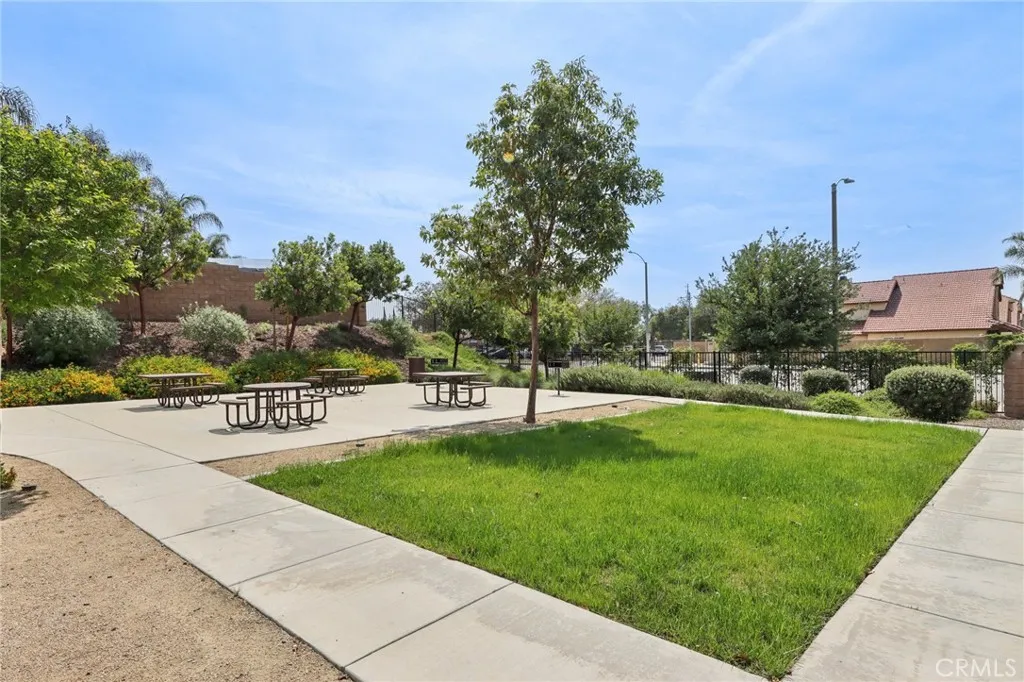 Additional image 44 of 833 S Sumac Lane, Rialto, CA 92376