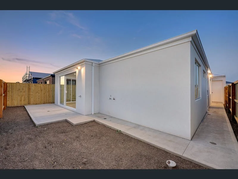 Additional image 14 of 16 pyrus cres, Mickleham VIC 3064