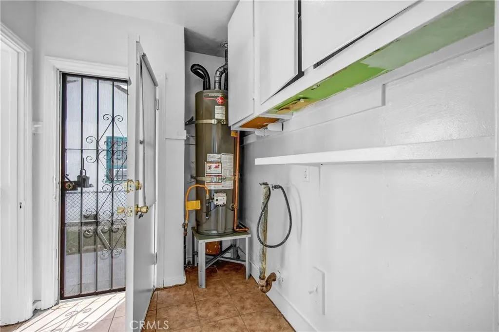 Additional image 59 of 914 E 83rd Street, Los Angeles, CA 90001