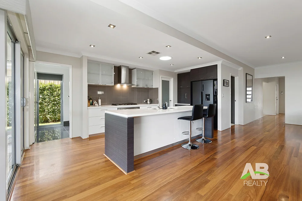 113 Elliot Road, Wanneroo WA 6065 photo 3