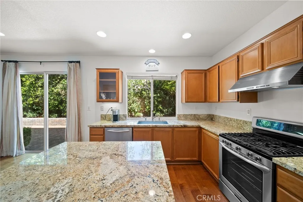 Additional image 76 of 24245 Silhouette Way, Valencia, CA 91354
