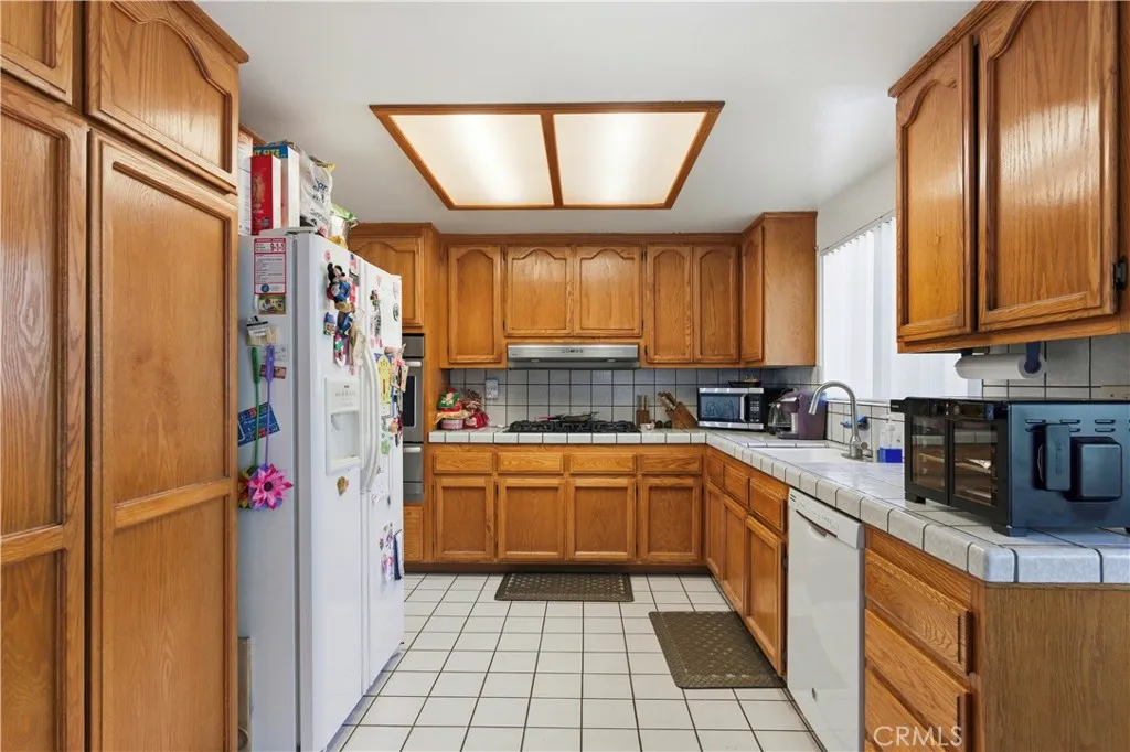 Additional image 12 of 16711 Parthenia Street Unit 2, North Hills, CA 91343