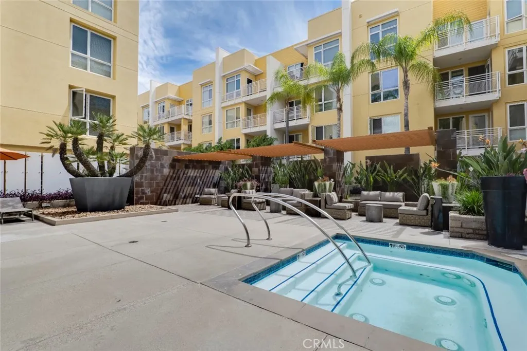 Additional image 31 of 21301 Erwin Street Unit 228, Woodland Hills, CA 91367