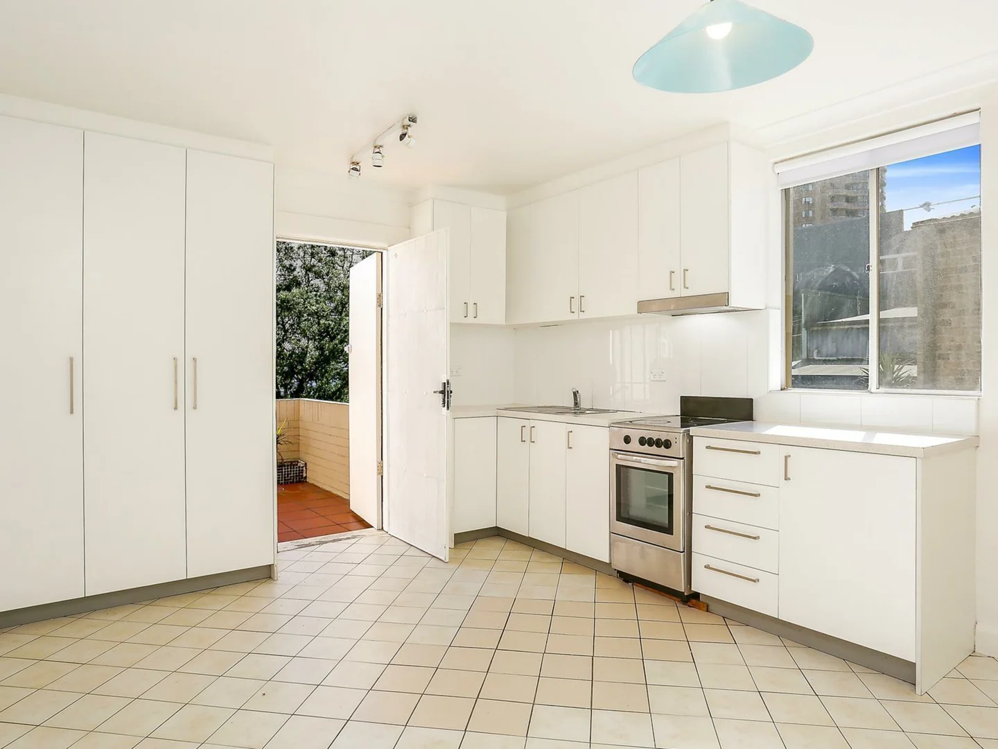 Additional image 3 of 2/5 Mackenzie Street, Bondi Junction NSW 2022