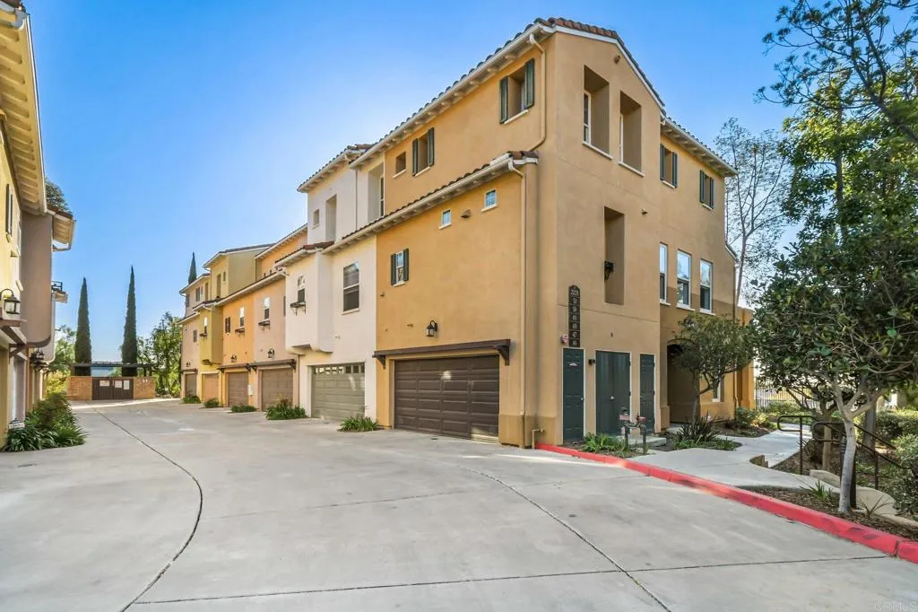 Additional image 2 of 2228 Huntington Point Rd Unit 51, Chula Vista, CA 91914