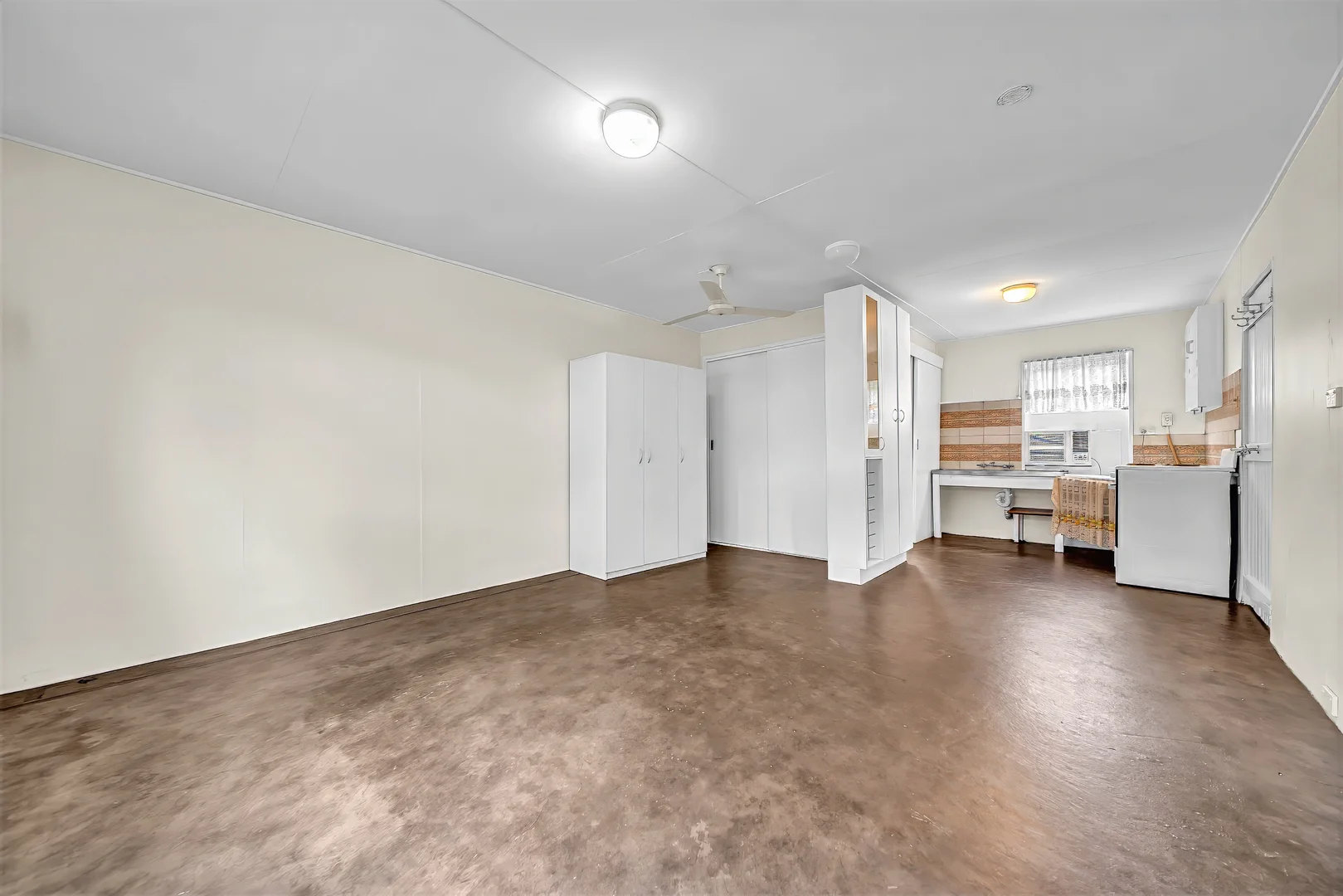 Additional image 2 of 194 Shute Harbour Road, Cannonvale QLD 4802