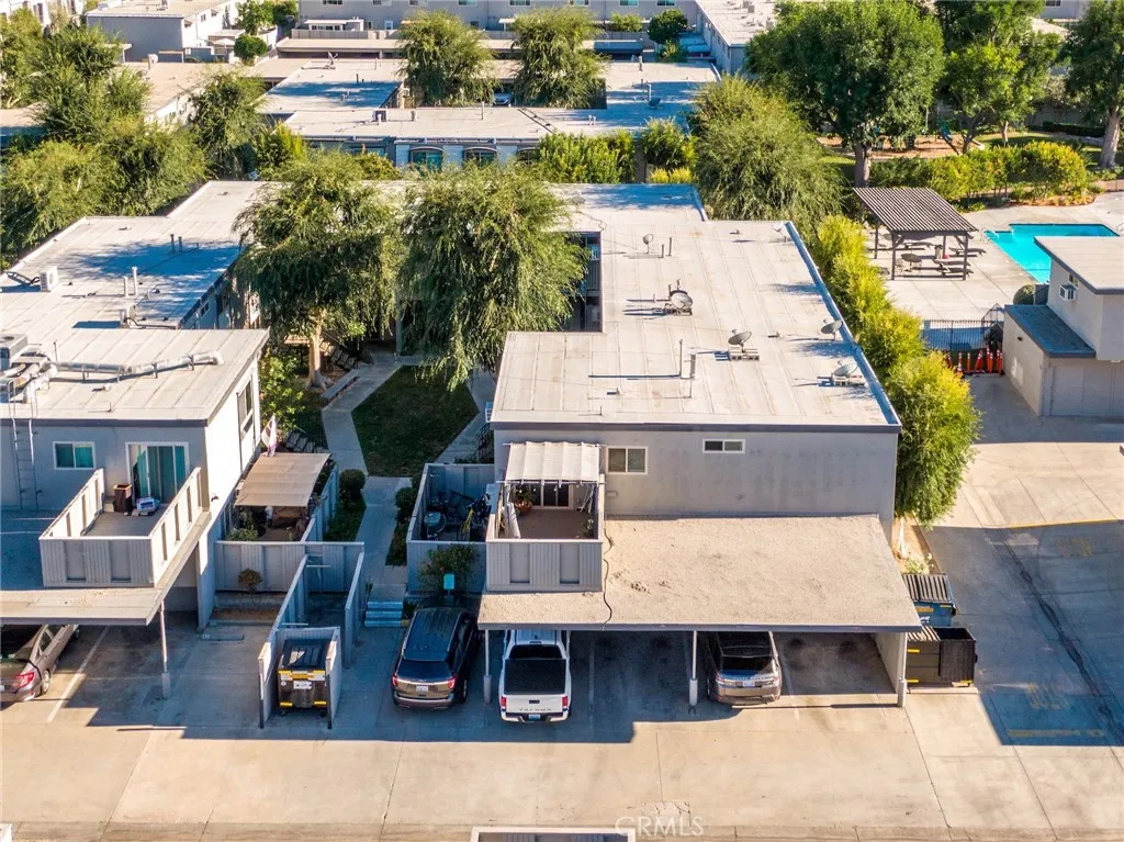 6041 Fountain Park Street Unit 9, Woodland Hills, CA 91367