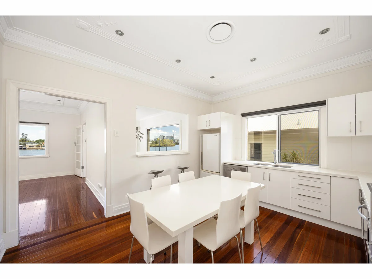 Additional image 2 of 1/250 Kingsford Smith Drive, Hamilton QLD 4007