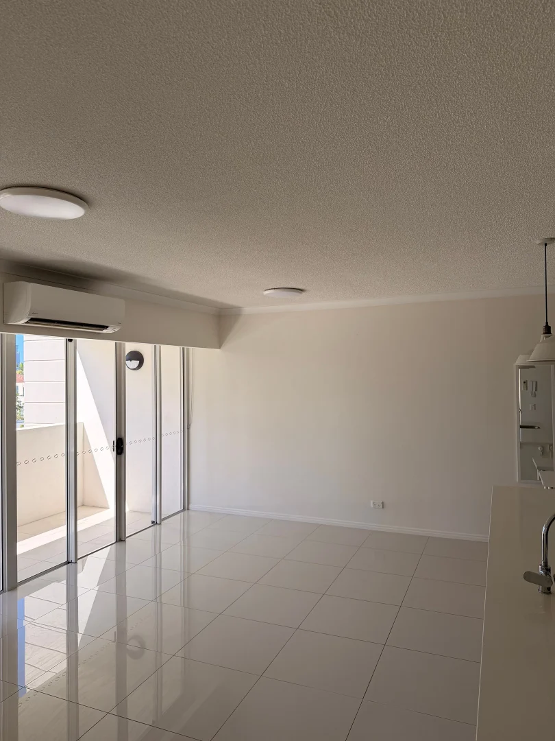 Additional image 5 of 8 Waverley Street, Southport QLD 4215