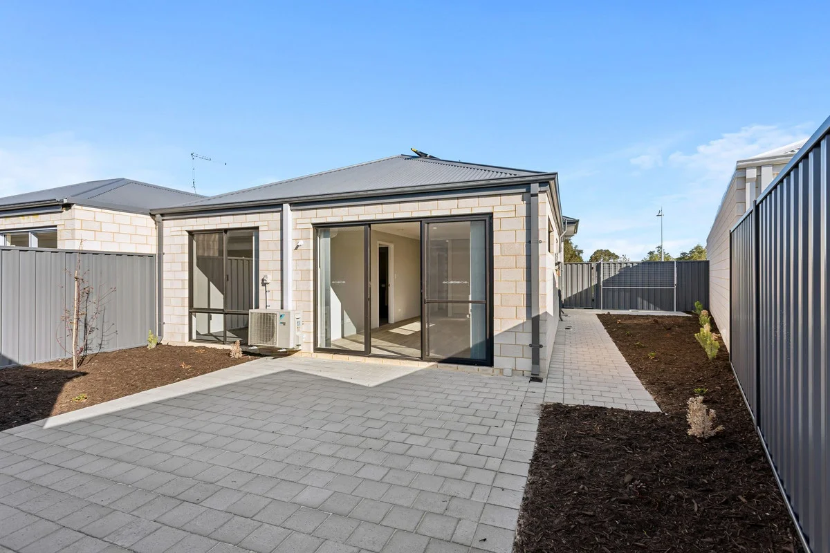 Additional image 24 of 40 Jewel Way, Banksia Grove WA 6031