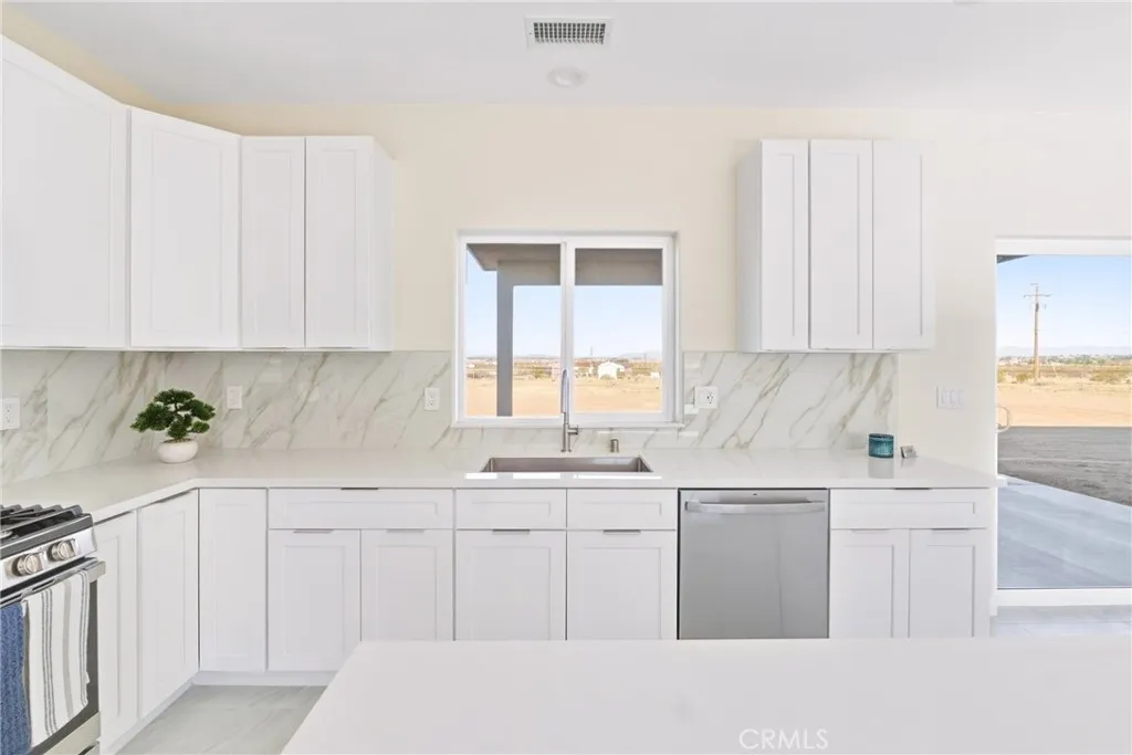 Additional image 64 of 15192 Barbara, Apple Valley, CA 92307