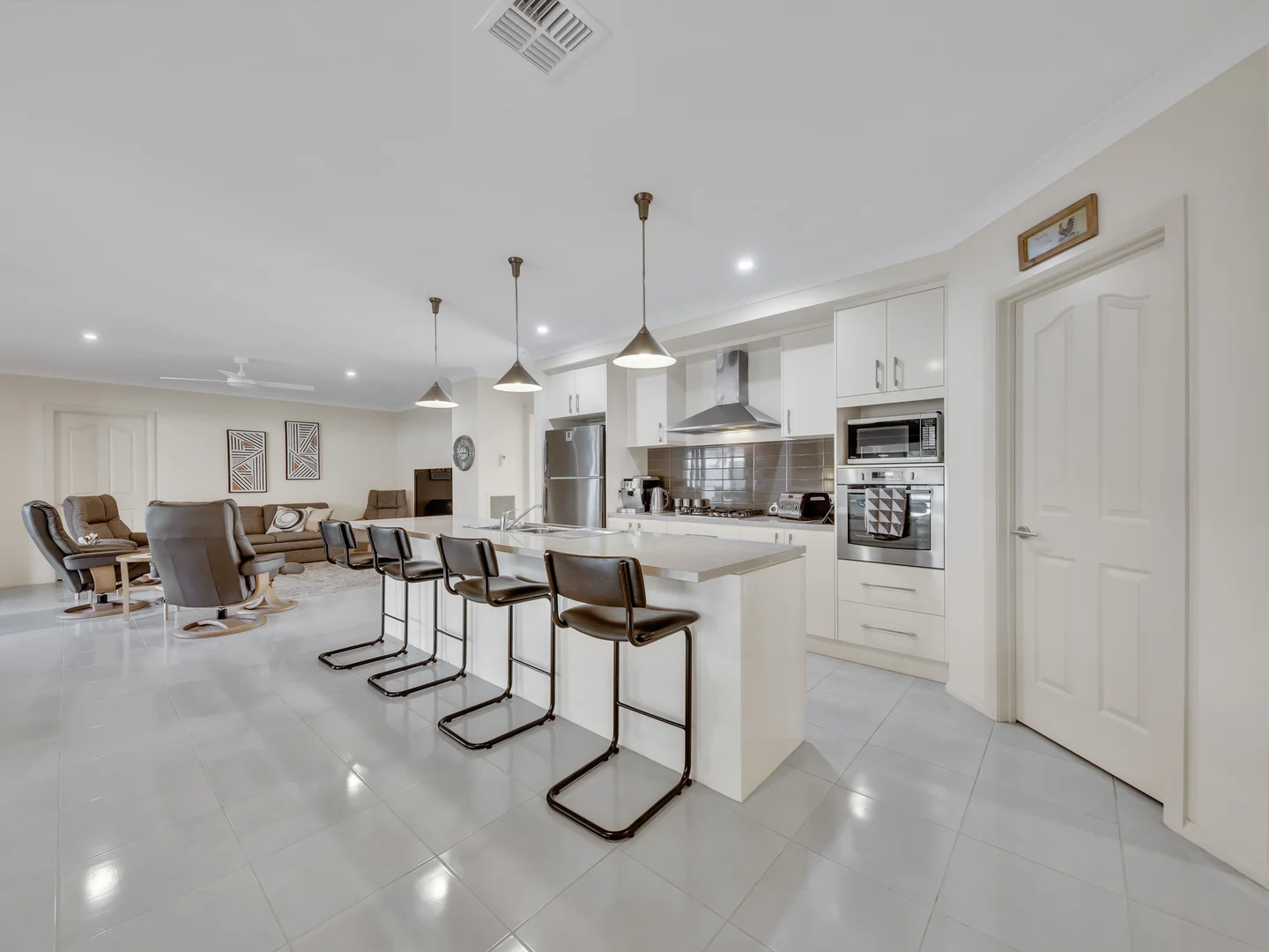 Additional image 2 of 14 Louisiana Avenue, Wangaratta VIC 3677