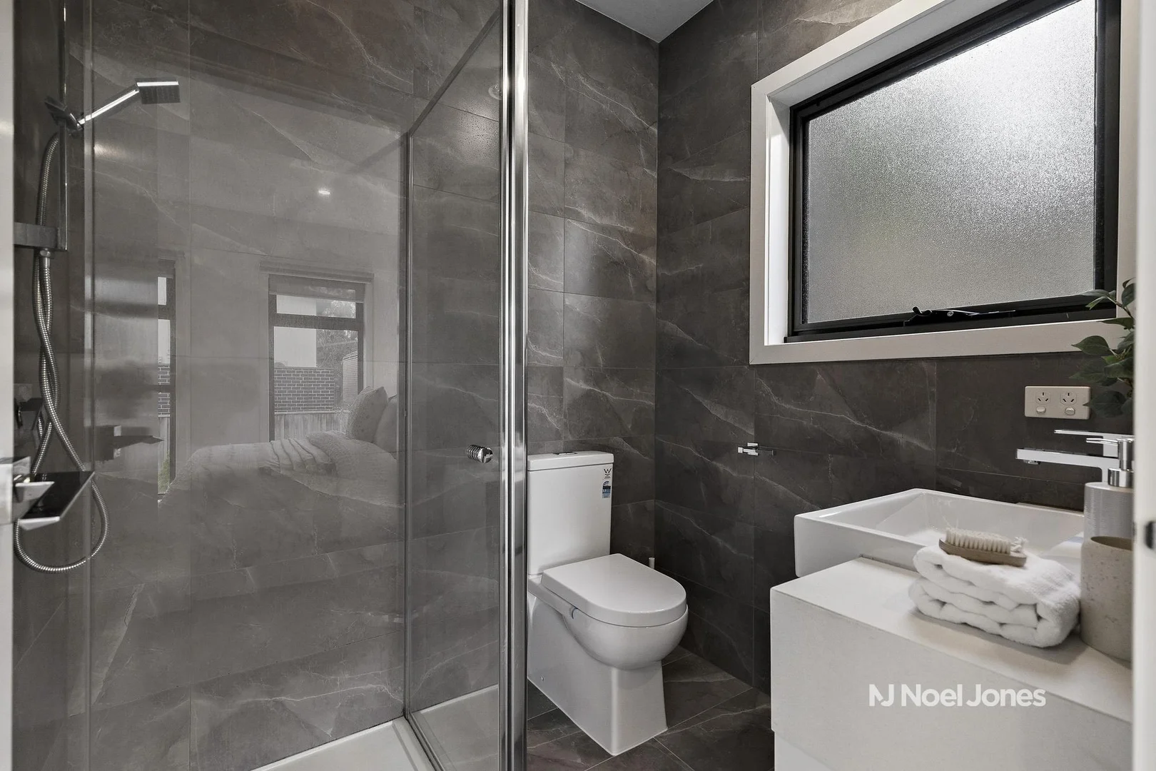 Additional image 9 of 4/37 Deep Creek Road, Mitcham VIC 3132