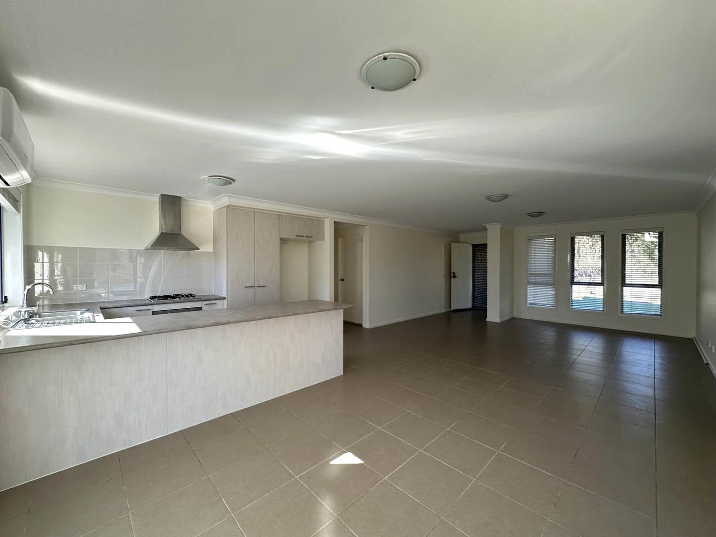 Additional image 3 of 98 Alkira Avenue, Cessnock NSW 2325