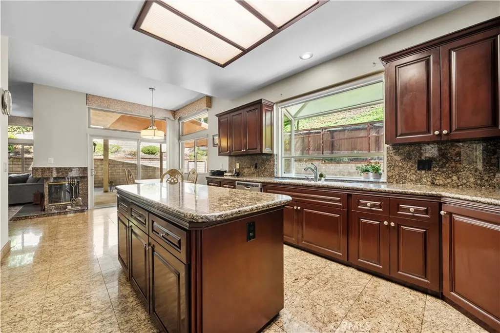 Additional image 10 of 6056 Lake Lindero Dr, Agoura Hills, CA 91301