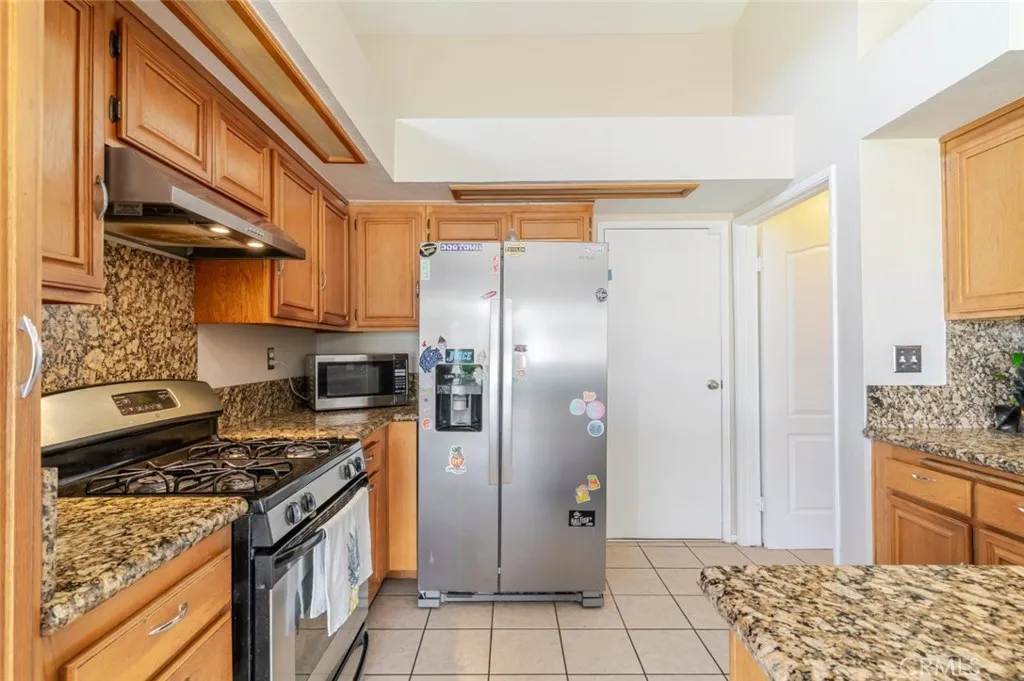 Additional image 18 of 5813 W Avenue L11, Quartz Hill, CA 93536