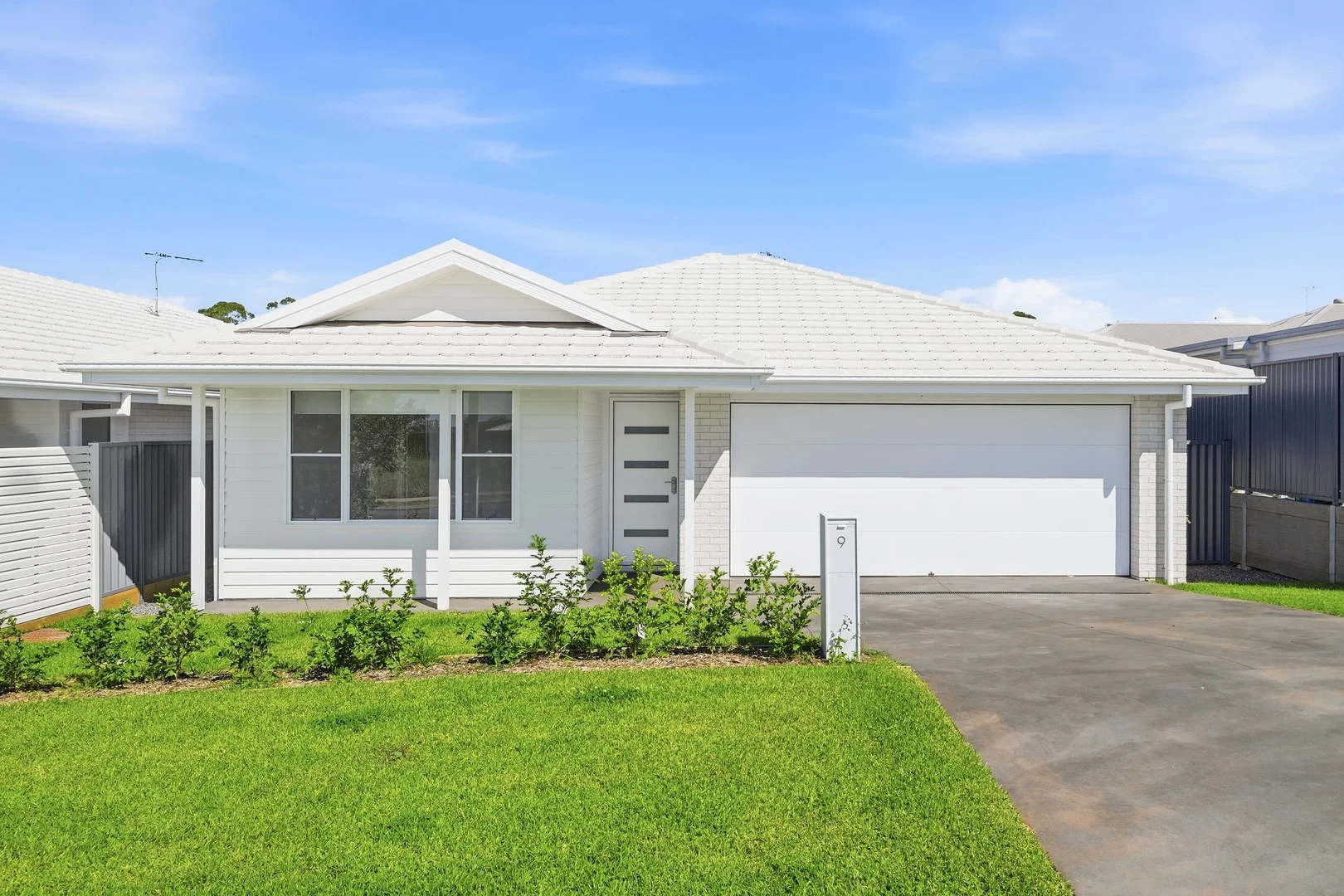 9 Pepperberry Parade, Thrumster NSW 2444