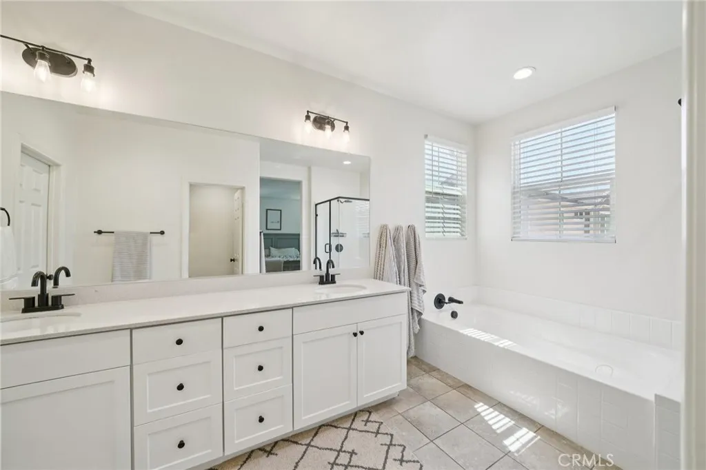 Additional image 43 of 618 S Brampton Lane, Rialto, CA 92376