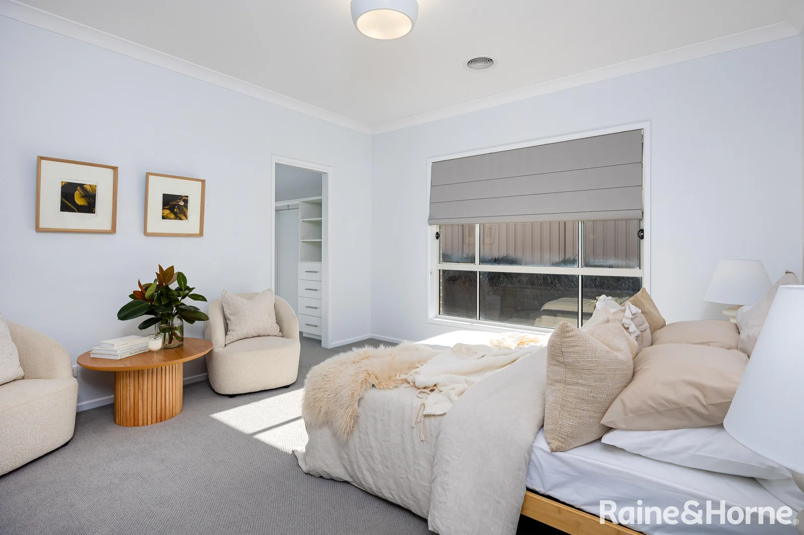 Additional image 7 of 10 Kentucky Crescent, Gobbagombalin NSW 2650