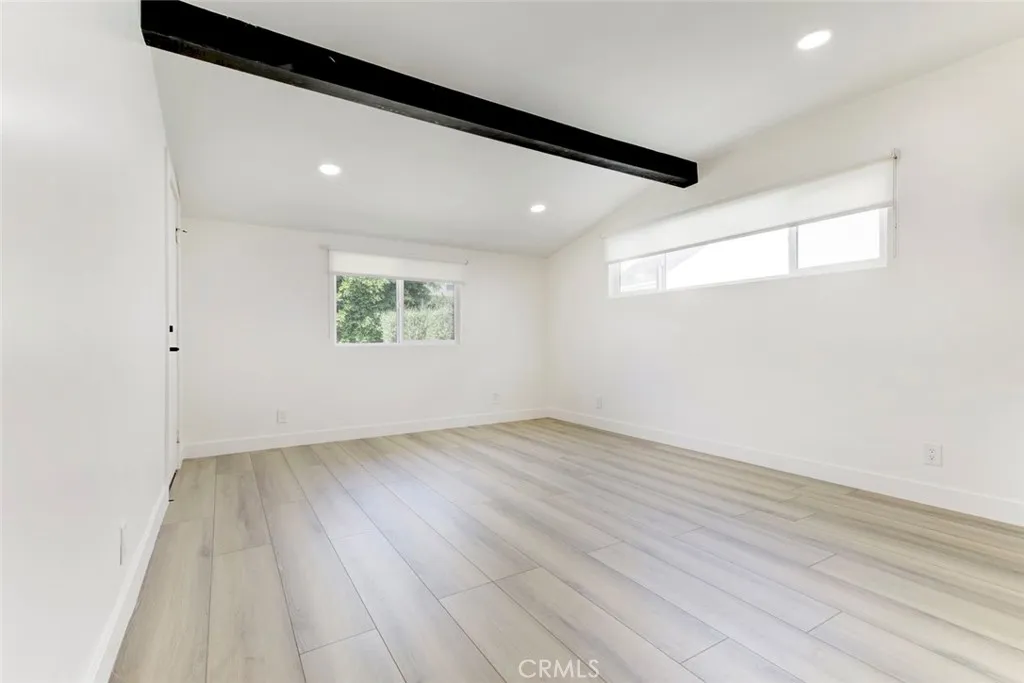 Additional image 11 of 5515 Hermitage Avenue, Valley Village, CA 91607