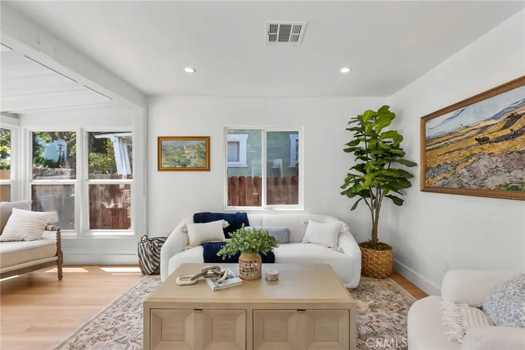 Additional image 8 of 3705 S St Andrews Pl, Los Angeles, CA 90018