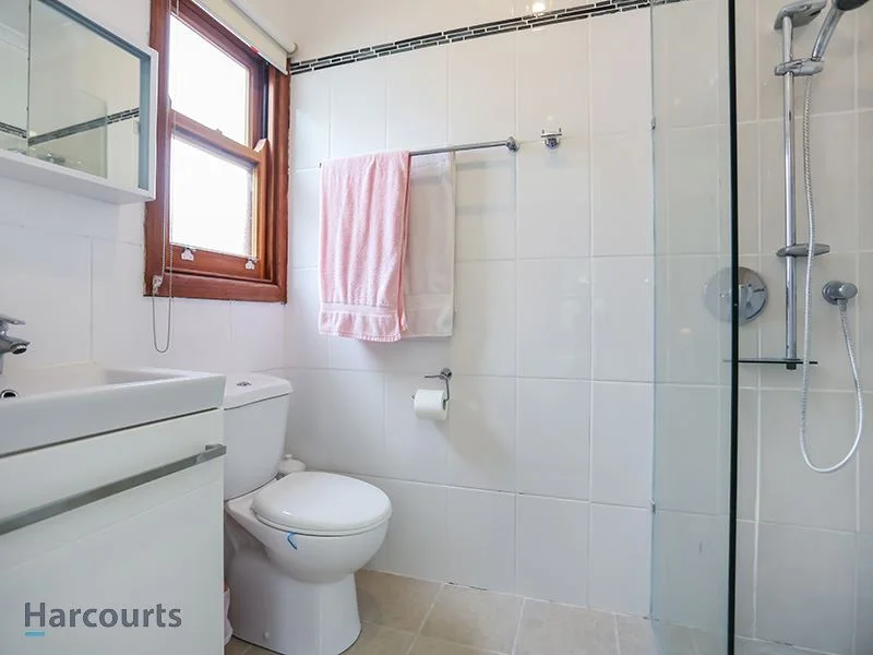 Additional image 8 of 47 Oatland Crescent, Holland Park West QLD 4121