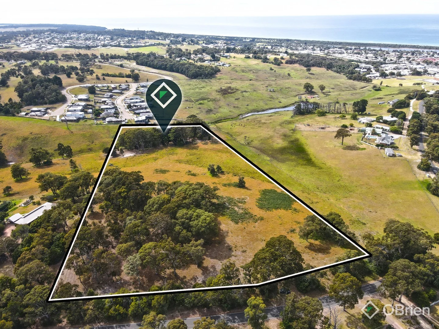 16 Ostlers Road, Lakes Entrance VIC 3909