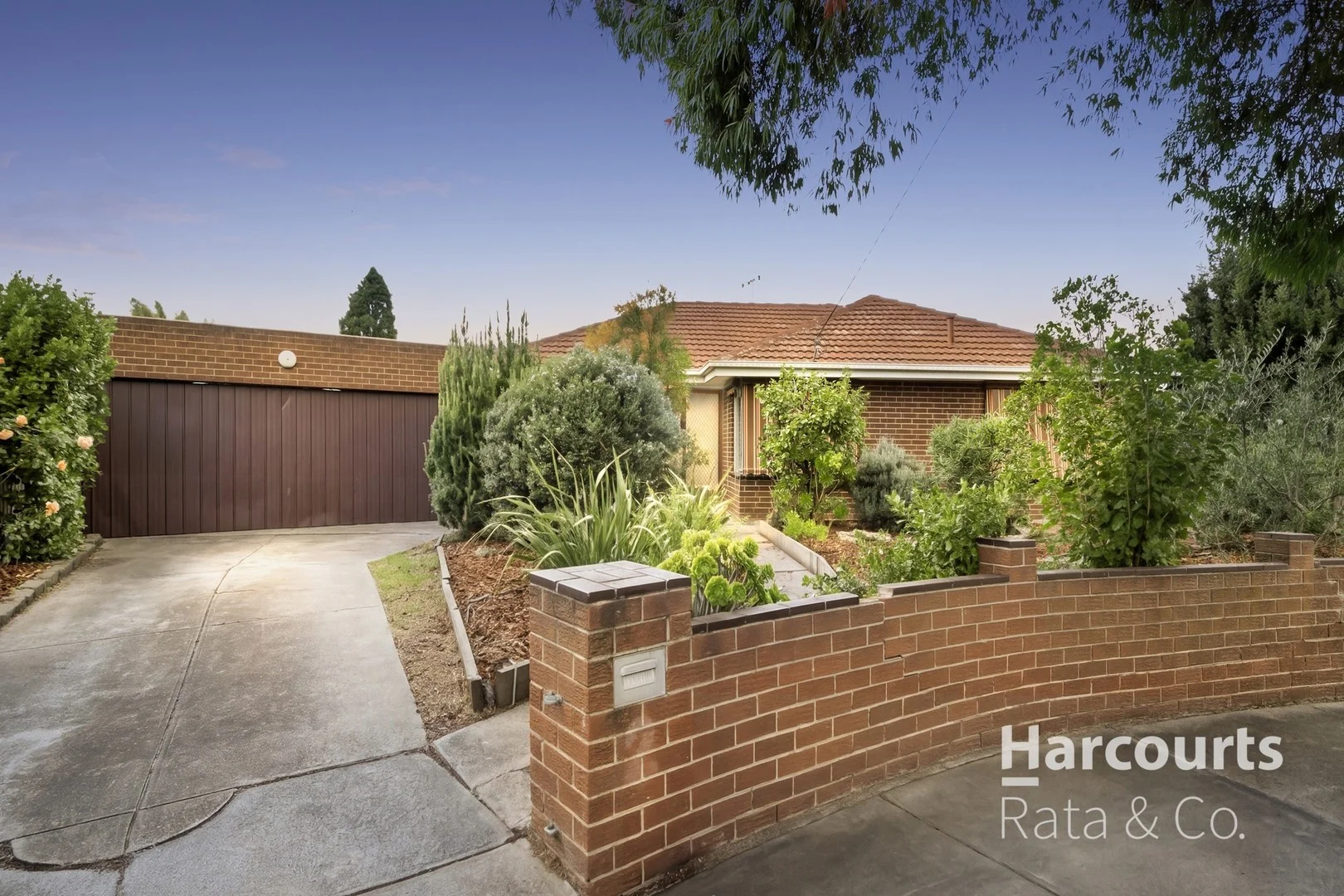 2 Glebe Place, Thomastown VIC 3074