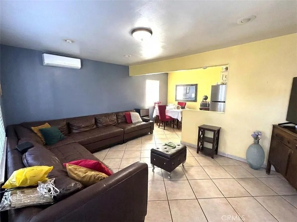 Additional image 9 of 128 Los Angeles, Monrovia, CA 91016
