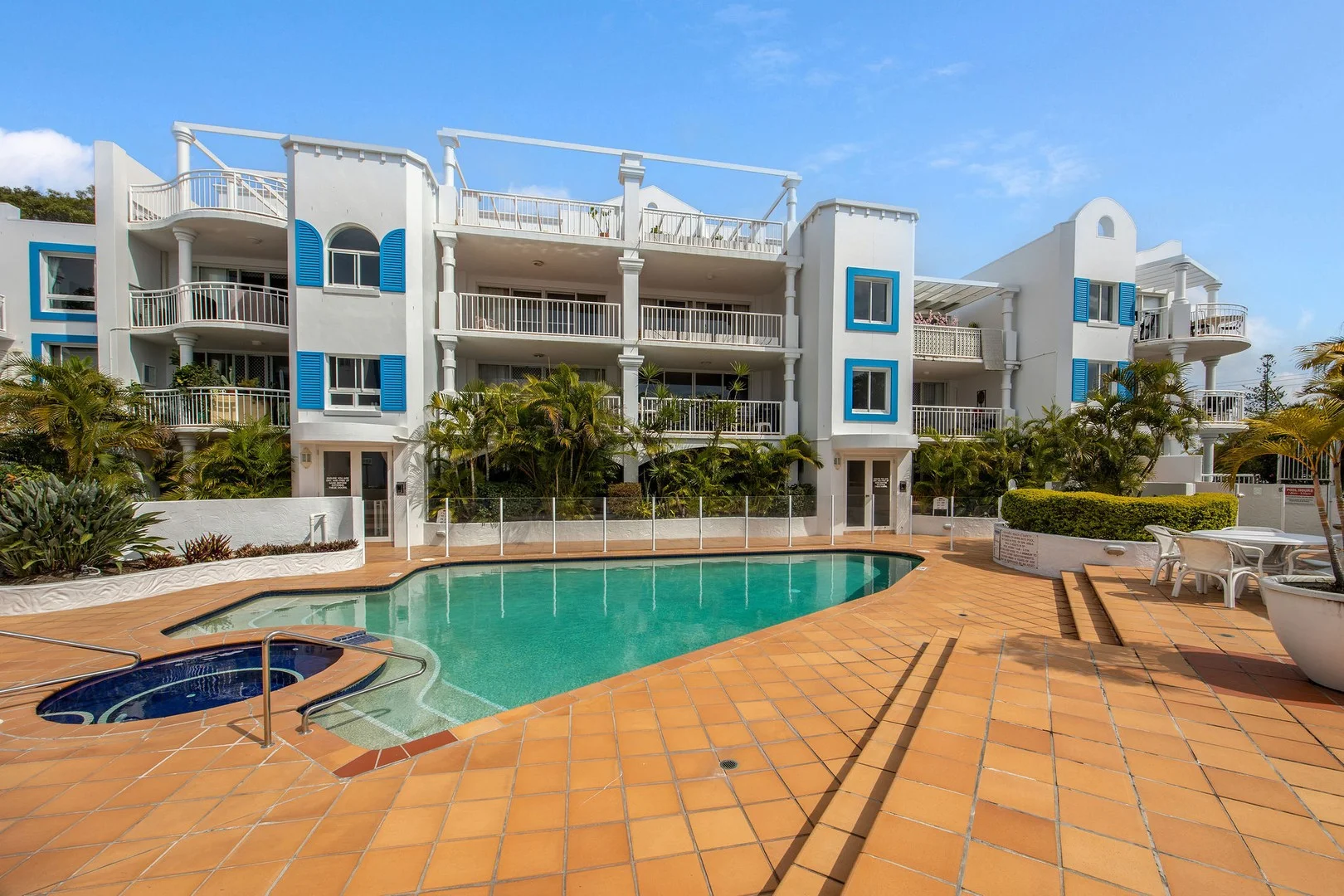 37/28 CHAIRLIFT AVENUE, Miami QLD 4220