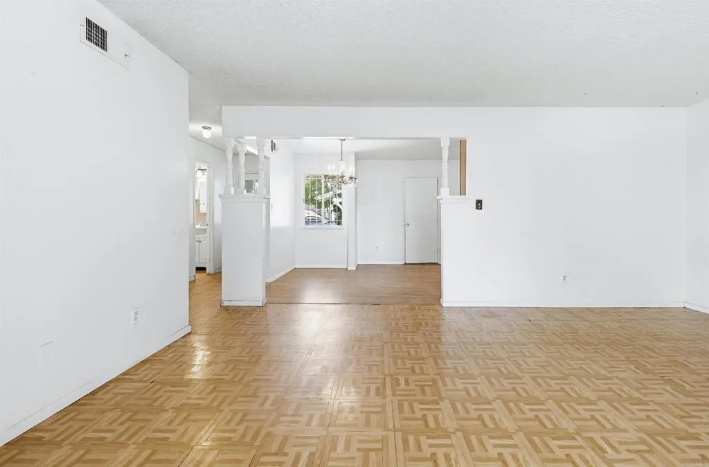 Additional image 60 of 7128 Jacmar Avenue, San Diego, CA 92114