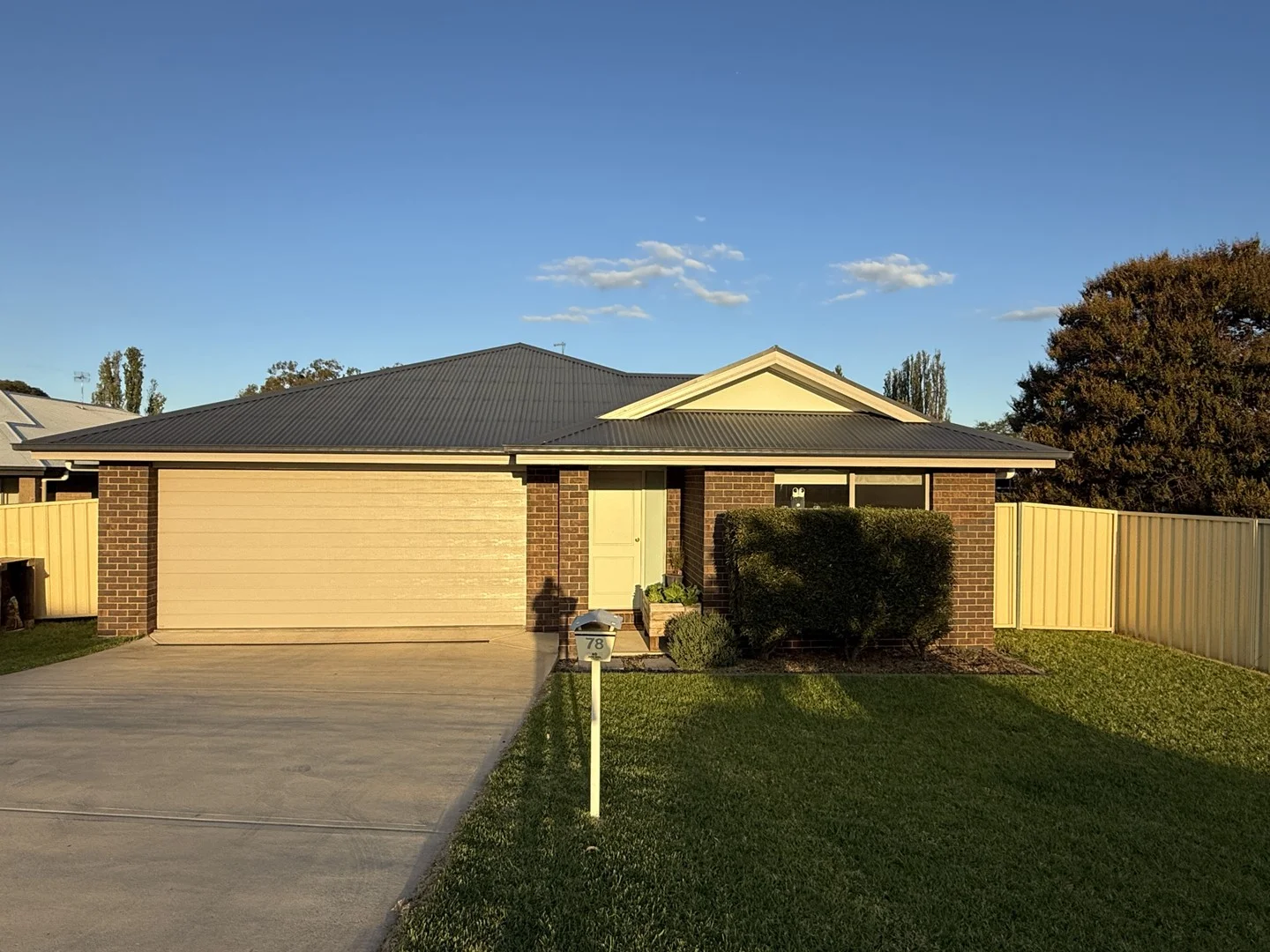 78 Carstens Street, Lavington NSW 2641