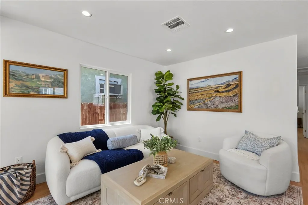 Additional image 36 of 3705 S St Andrews Pl, Los Angeles, CA 90018