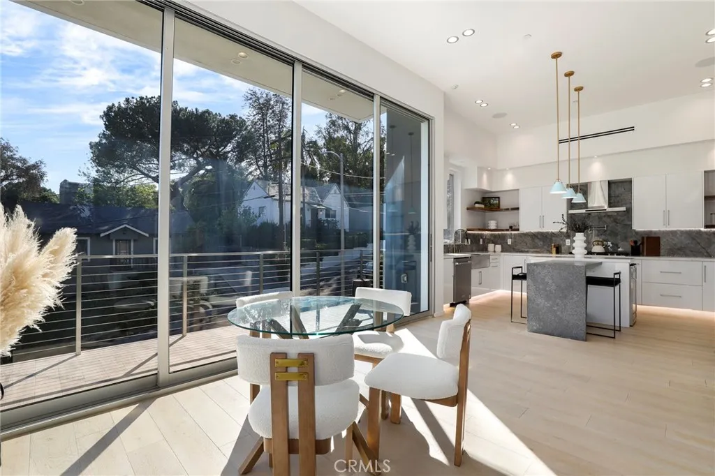 Additional image 15 of 2309 Cove Avenue, Los Angeles, CA 90039