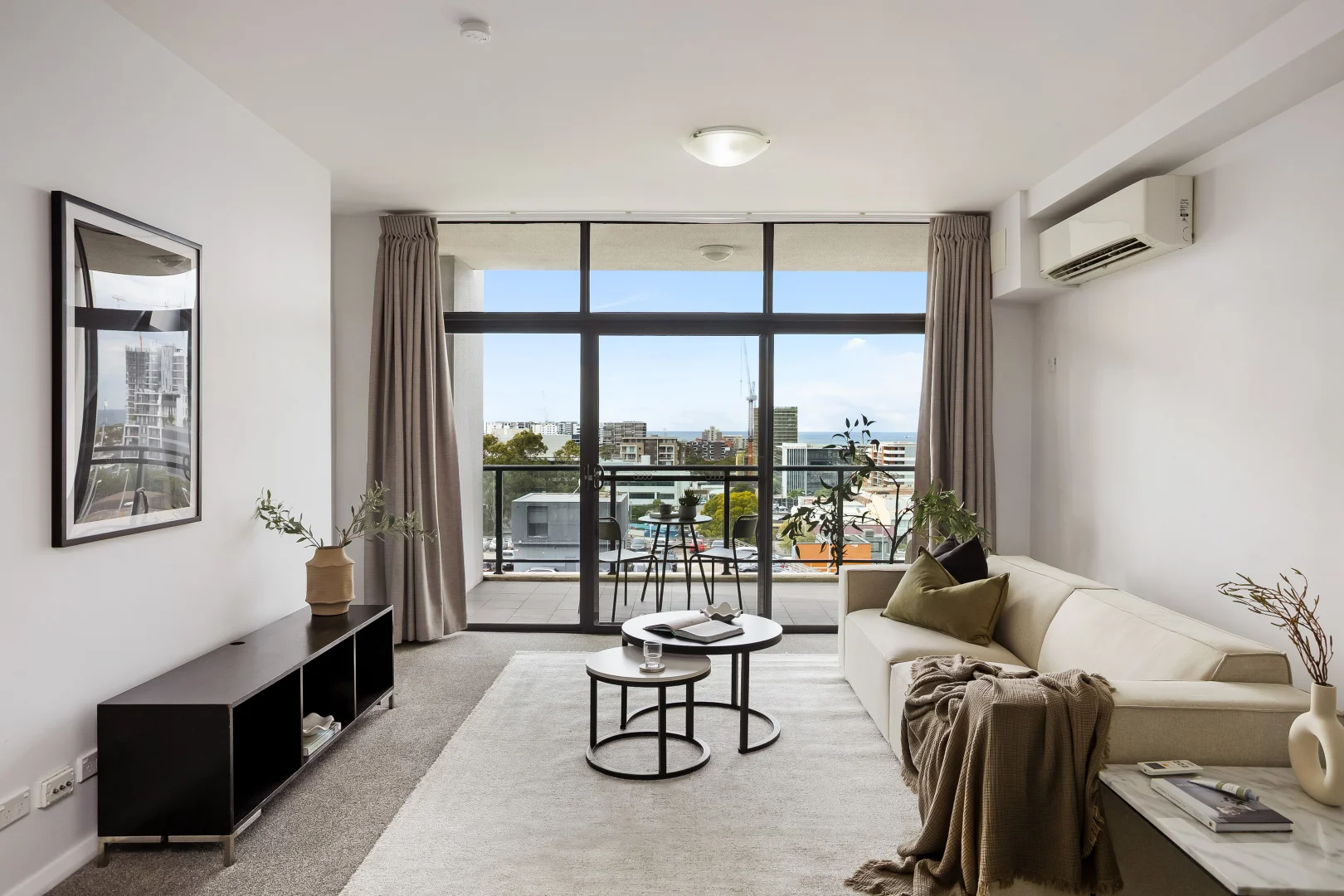 Additional image 2 of 604/6-10 Gladstone Avenue, Wollongong NSW 2500