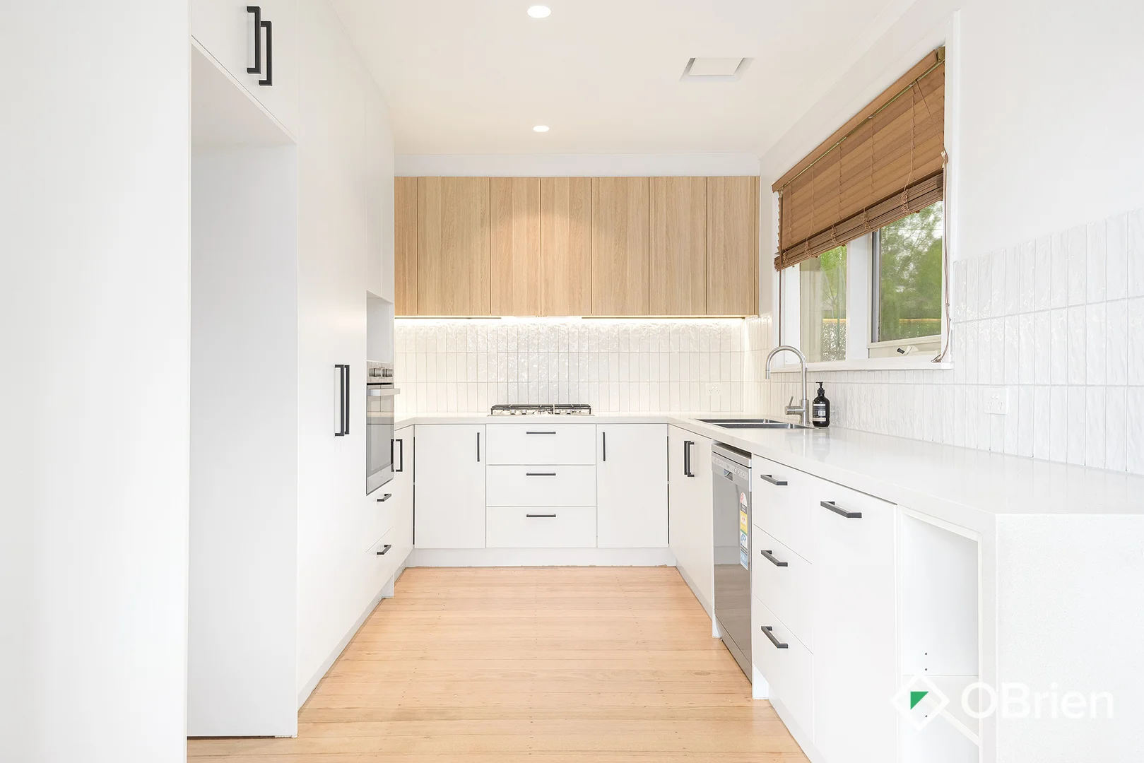 Additional image 5 of 42 Yuille Street, Frankston VIC 3199