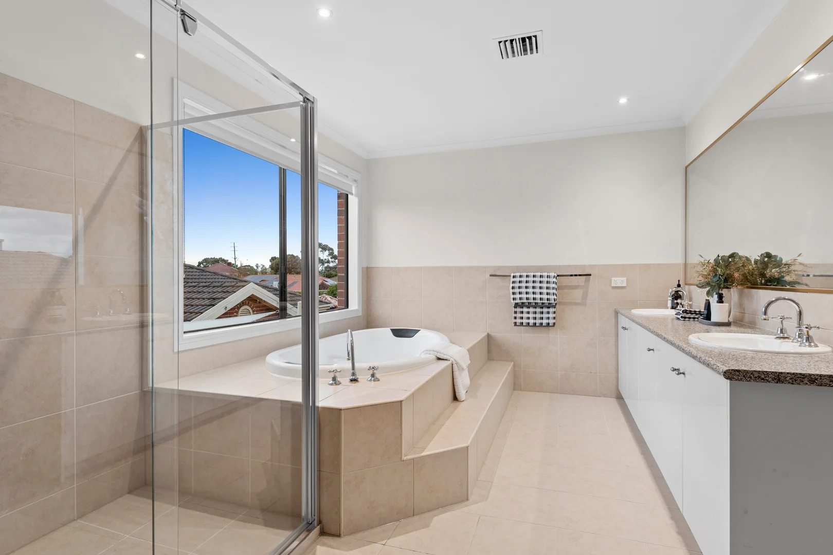 Additional image 12 of 56 Pacific Drive, Aspendale Gardens VIC 3195
