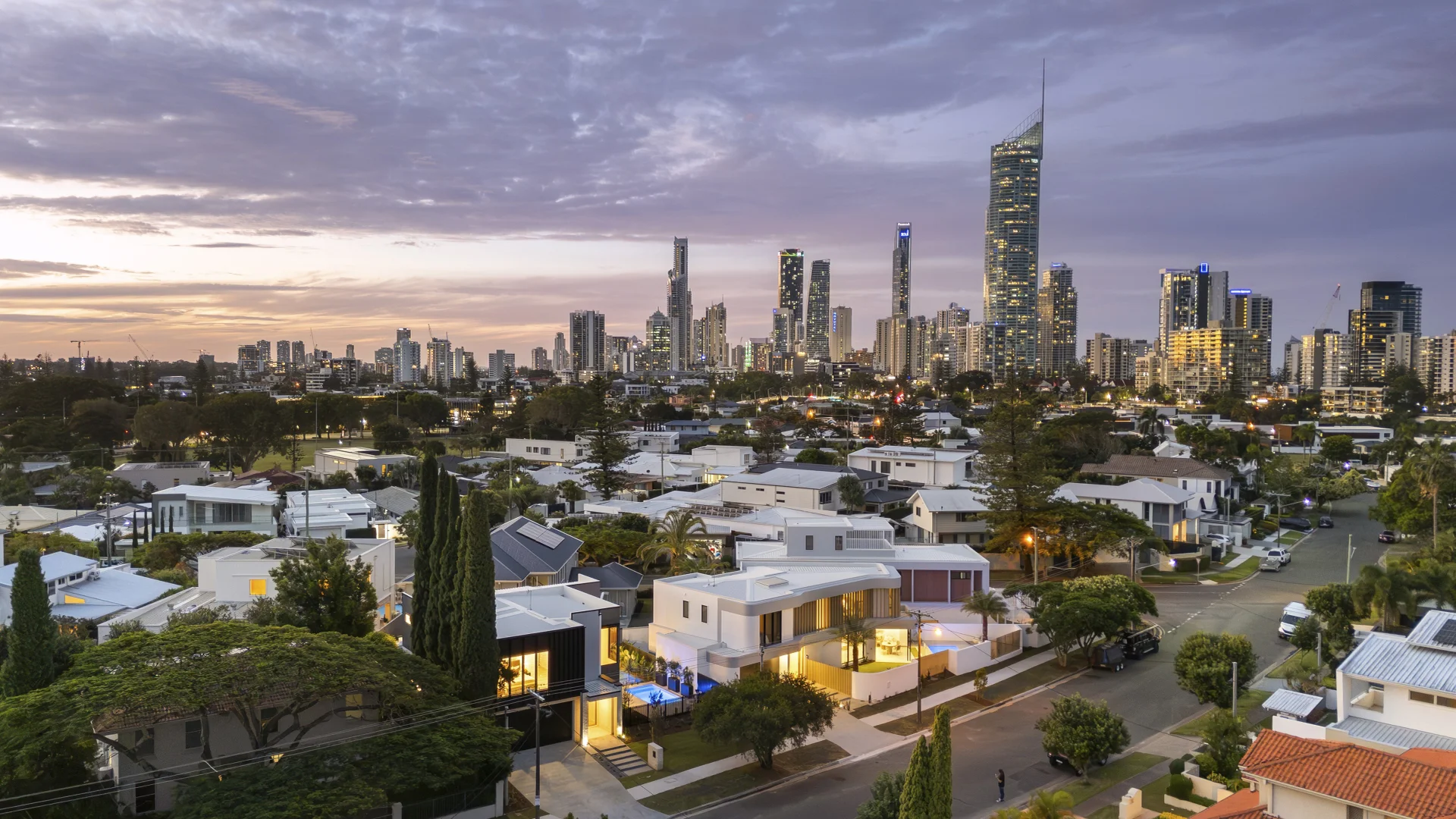 75 Amalfi Drive, Surfers Paradise QLD 4217