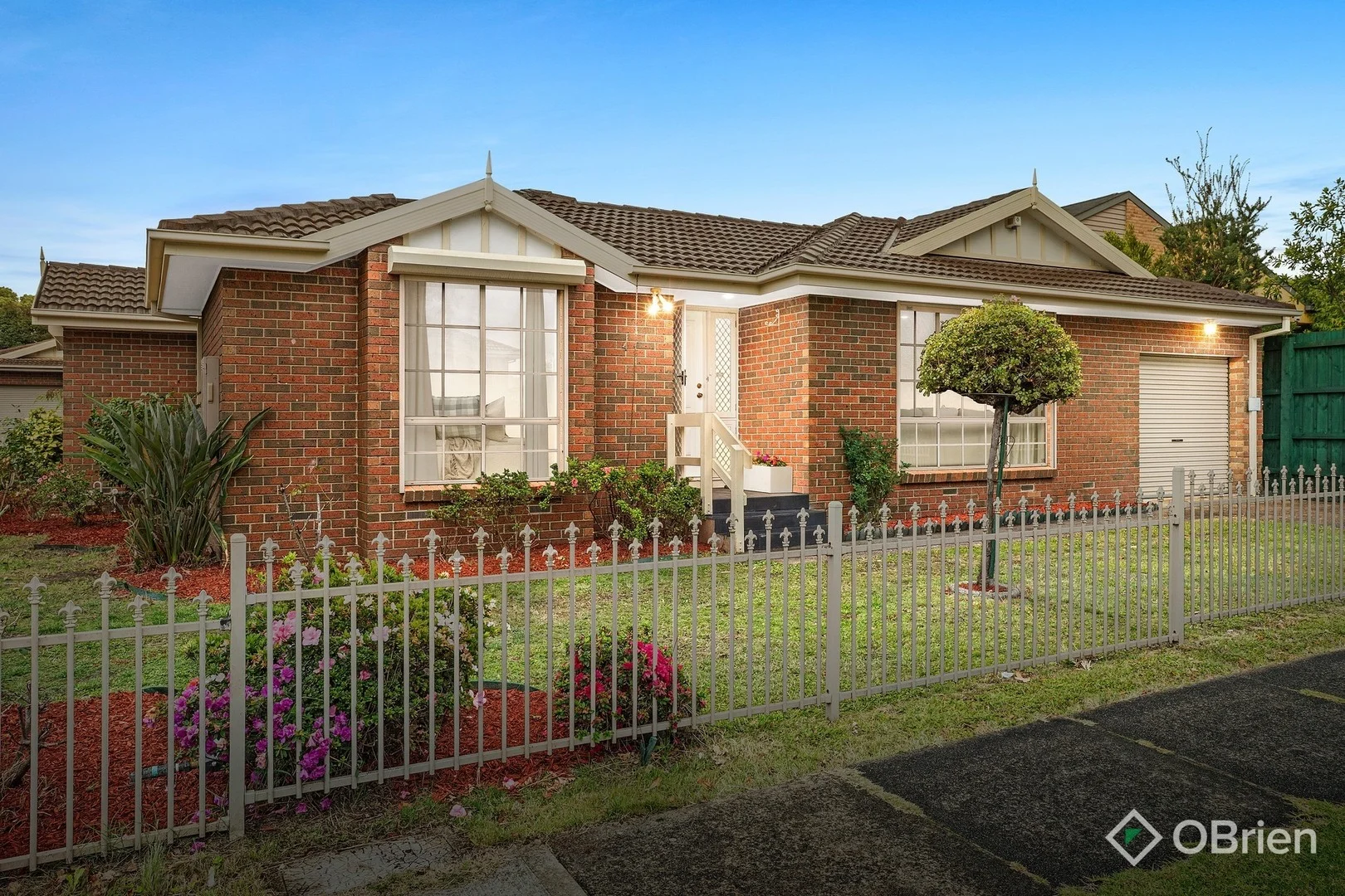 1/4 Pine Crescent, Boronia VIC 3155