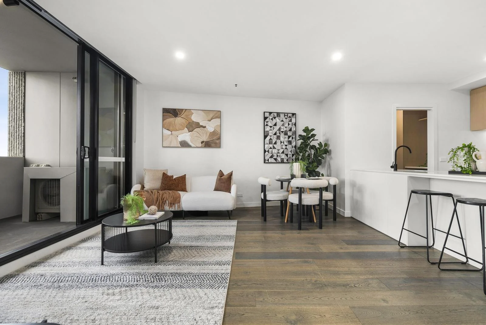 Additional image 2 of 204/58 Myrtle Street, Ivanhoe VIC 3079