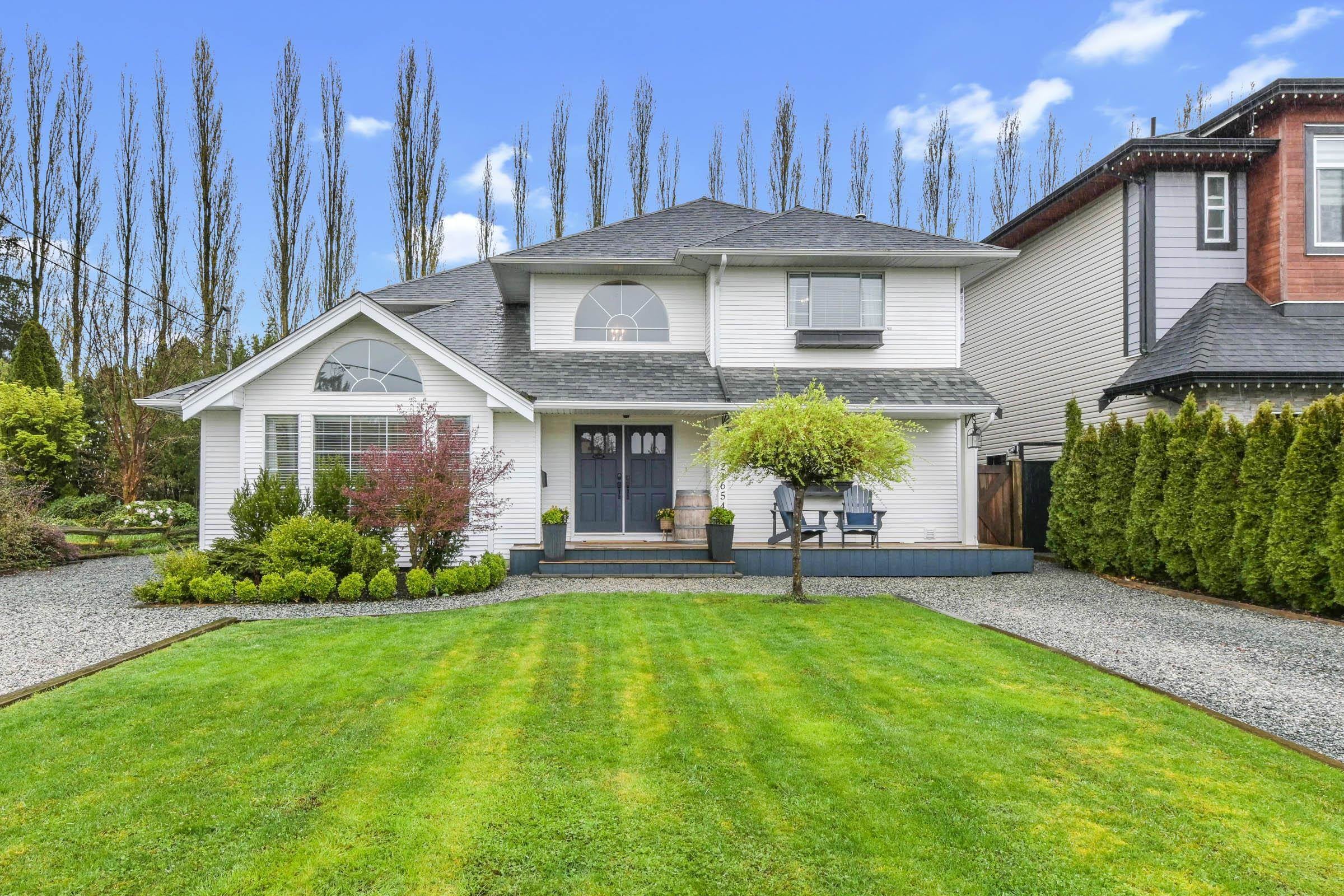 21654 49a Avenue, Langley, BC, V3A 5Z3